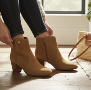 Tory Burch Tan Suede Ankle Boots Women's 8M